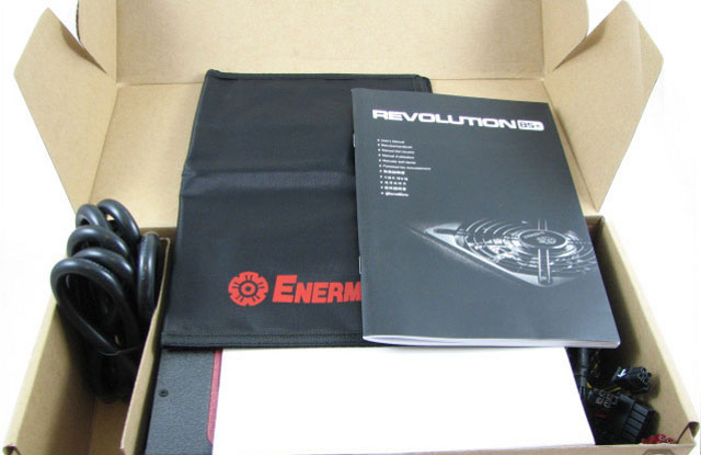 Enermax-revolution-85-1050-W-010