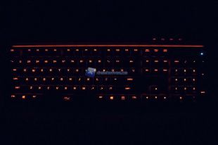 HyperX-Alloy-Elite-LED-1